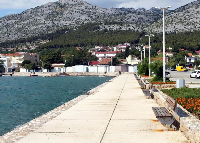 Apartman With A Parking Space Starigrad, Paklenica - 6563 *