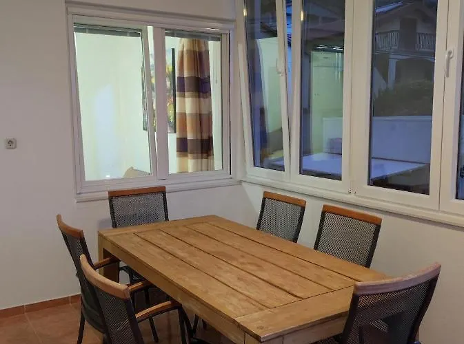 With A Parking Space Starigrad, Paklenica - 6563 Starigrad Paklenica